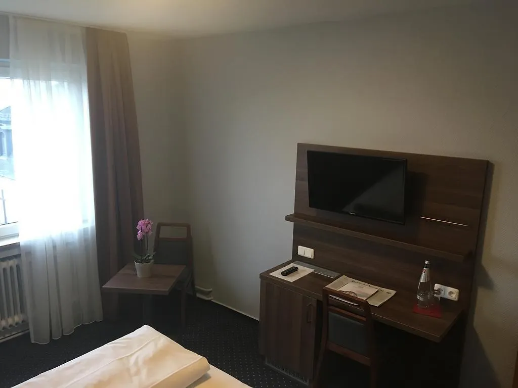 Tagungshotel Hoechster Hof Frankfurt nad Menem 3*,  Niemcy